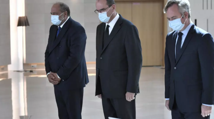 Une cérémonie d’hommage pour les six humanitaires français tués au Niger