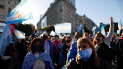Des milliers d’Argentins manifestent contre le gouvernement et sa réforme judiciaire