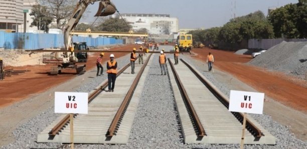 Sénégal: signature du contrat de financement pour le TER Dakar-Diamniadio