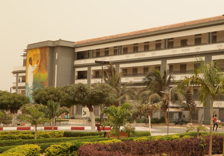 Le Dg Du Coud Change Le Visage Du Campus De Cheikh Anta Diop