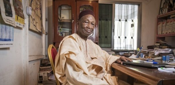 Guinée : Décès à Dakar de l’écrivain et historien guinéen Djibril Tamsir Niane