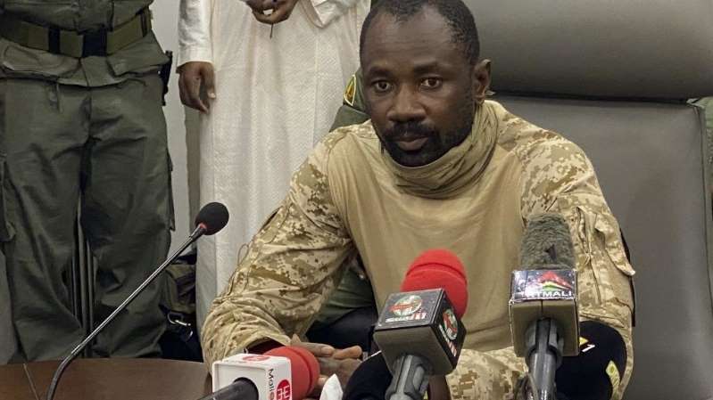Mali: le colonel Assimi Goïta candidat à la présidentielle de 2022?