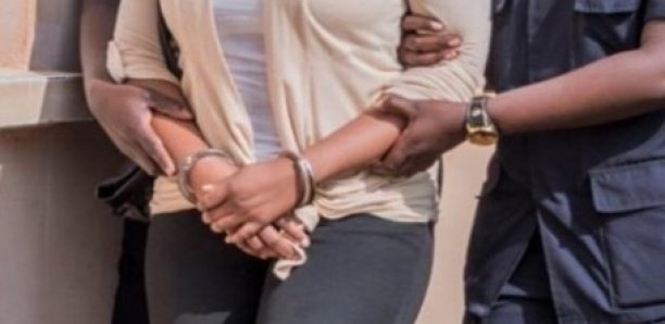 Guédiawaye : Il cambriole un militaire français, offre le butin à une prostituée et va en prison avec sa mère