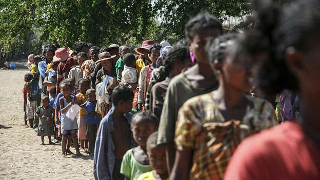 Madagascar : les hasards climatiques naturels causent la famine