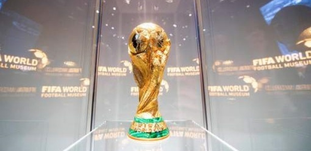 Mondial 2022 : le trophée de la Coupe du monde à Dakar